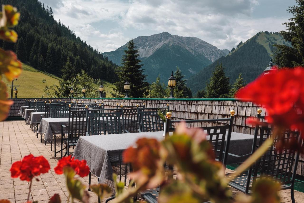 Hotel Rotlechhof Berwang Luaran gambar