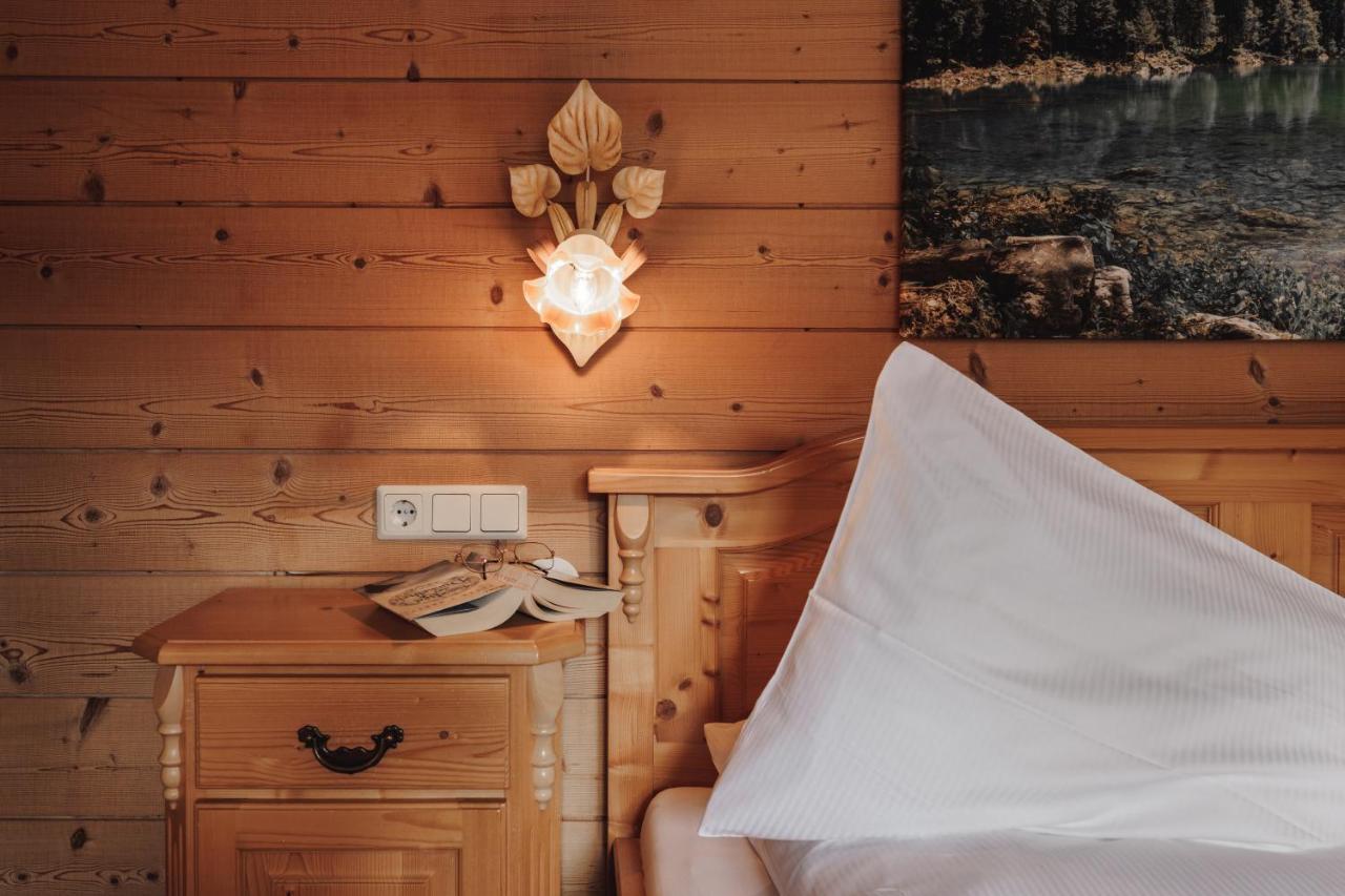 Hotel Rotlechhof Berwang Luaran gambar