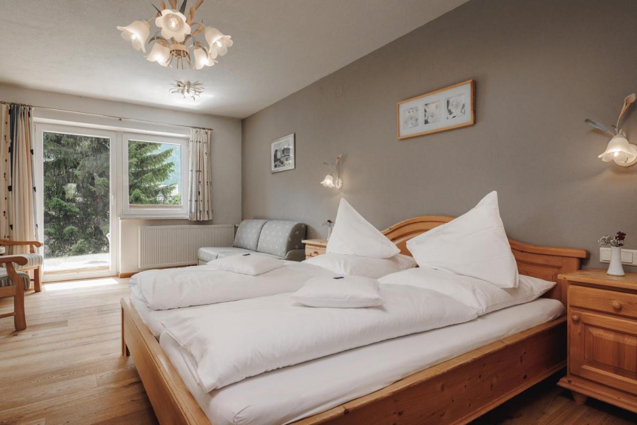 Hotel Rotlechhof Berwang Luaran gambar