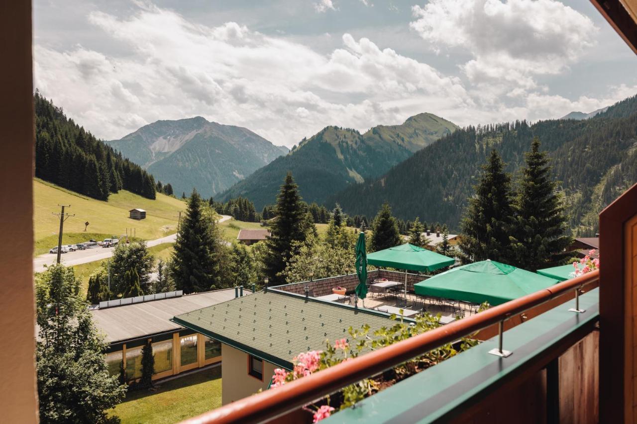 Hotel Rotlechhof Berwang Luaran gambar