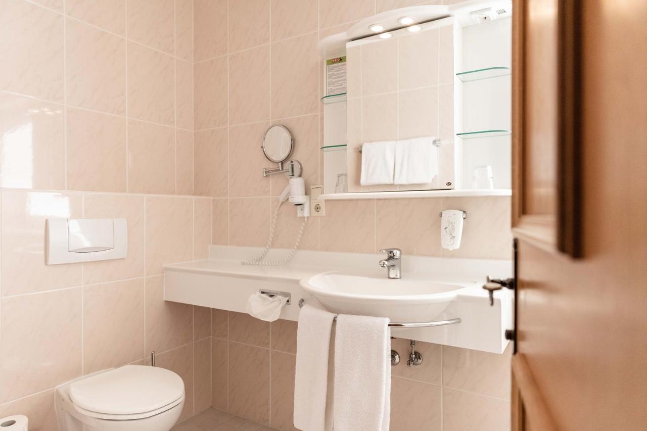 Hotel Rotlechhof Berwang Luaran gambar