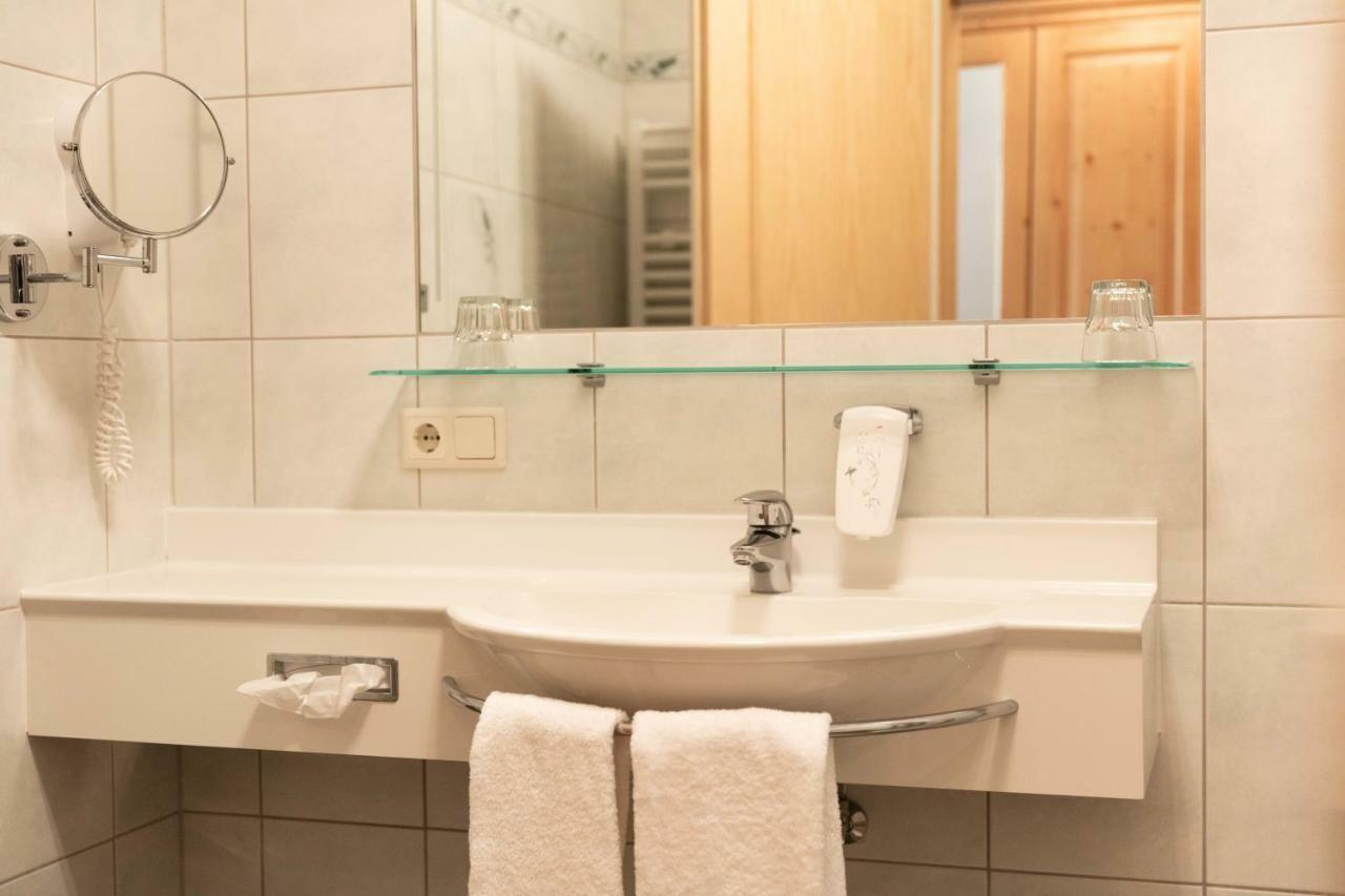 Hotel Rotlechhof Berwang Luaran gambar